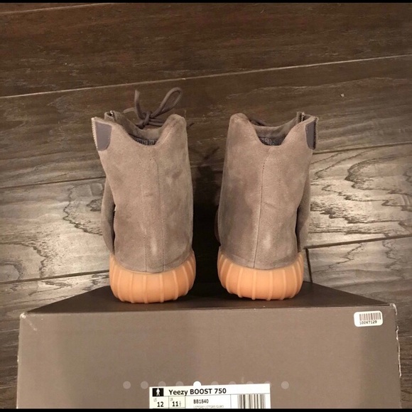 Yeezy boost 750 - Picture 4 of 7